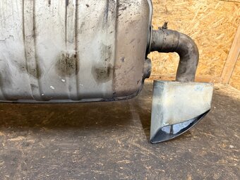 ZADNÍ DÍL VÝFUKU VW TOUAREG 7P 3.0 TDI - 8