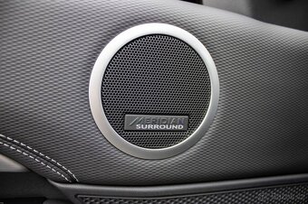 Land Rover Discovery 3.0 I6 D250 MHEV R-Dynamic 183kW - 8