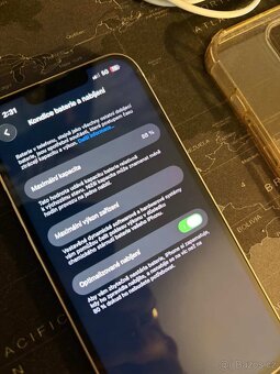 iPhone 13 128gb bílý - 8