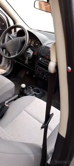 Getz 1,3 62kW 10.2005 - 8