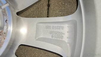 Prodám original letni alukola Kia Rio 4x100 195 55  16 - 8