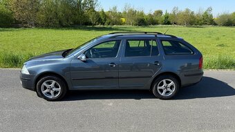 Škoda Octavia II 1.6 FSI 85kW - 8