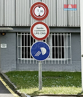 Prodej garážového stání, 10 m², Praha, ul. Milevská - 8