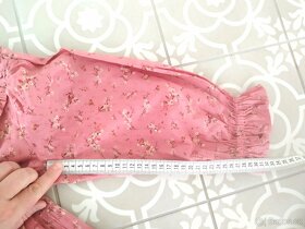 Nepoužité nové šaty Lindex 122 i 128 a 116 kytičky - 8