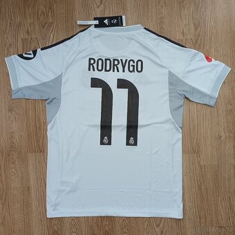 Real Madrid 25/26 Home - 8