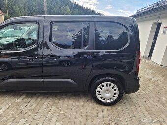 OPEL COMBO, 1.5 TDCi (96 kW), r.v. 11/2020, 5 míst, NAVI - 8