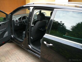 SEAT ALHAMBRA 2.0 TDI 110KW DSG+F1 7MÍST BI-XENONY NAV KAMER - 8