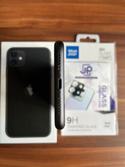 iPhone 11 - 128GB černý + ochranná skla - 8