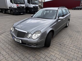 Mercedes Benz E (W211) Kombi 3,0 V6 - 8
