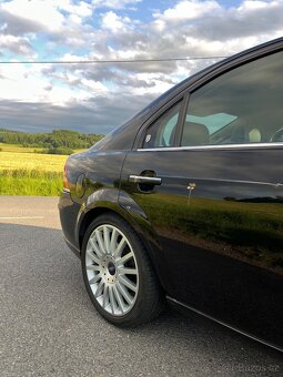 Ford Mondeo 3.0 V6 150kw - 8