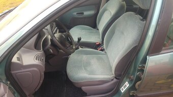 Peugeot 206 - 8