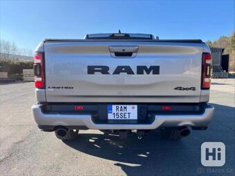 RAM 1500 5,7 V8 Limited Night Edition - 8
