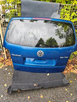 VW Touran -páté dveře, viko kufru - 8