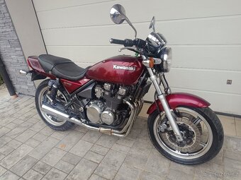 Kawasaki ZR 550 Zephyr - 8