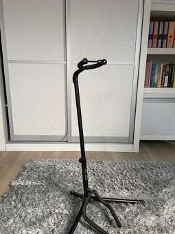 Akustická kytara Yamaha C40 - 8