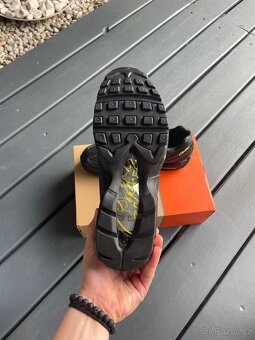 corteiz 95 „honey black” - 8