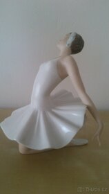 soška Marilyn Monroe , Baletka DUX - 8