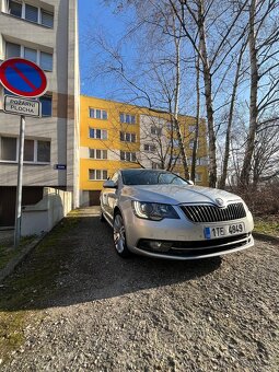 Škoda Superb 2.0 TDI 125KW DSG - 8