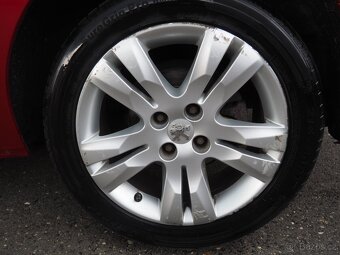 2011 Peugeot 5008 1.6i 115kW 7míst - 8