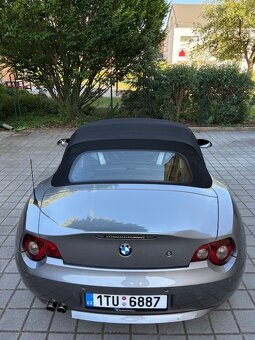 BMW Z4 2,5 i - 8