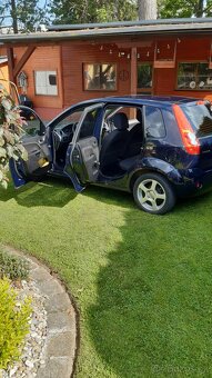 Ford fiesta 1,3 benzín - 8