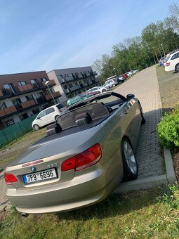 BMW E93 320i CABRIO - 8