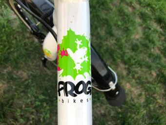 Dětské kolo - Frog 55 20" - puntíkaté - 8