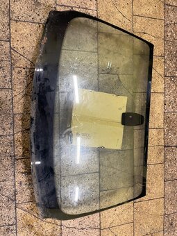 Náhradní díly bmw e90/91 - 8