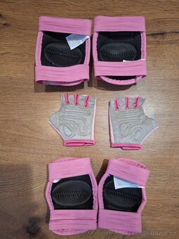 Kolečkové brusle - 8