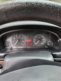 Peugeot 406 - 8