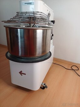 Hnetač testa - 8