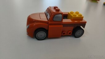 Lego Juniors - Cars  10733 + 10743 - 8