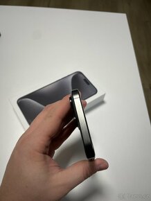 IPHONE 15 PRO MAX 256GB záruka 12/2027 - 8
