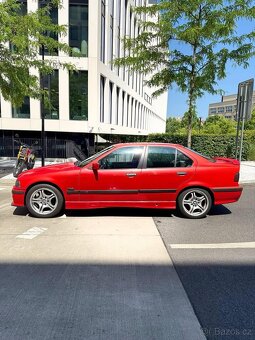 BMW E36 318is - 8