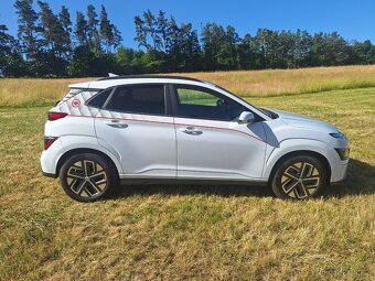 Hyundai Kona Electric - 8