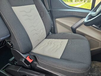 Ford Tourneo Custom 2,2tdci 114kw Titanium 8.míst model 2014 - 8