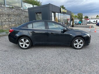 Chevrolet Cruze 2.0 2010 - 8