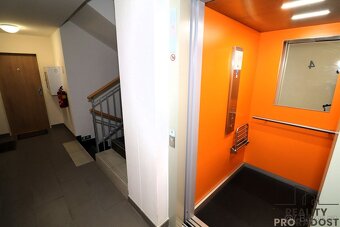 Pronájem novostavby  bytu 3+kk (79 m²) s velkým balkónem s k - 8