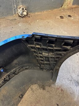 VW Touran 2010, zadní nárazník - 8