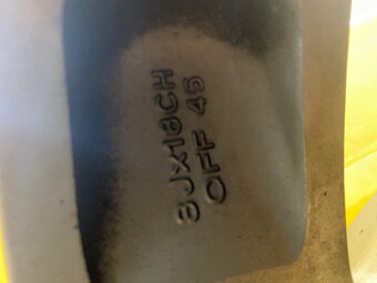 LAND ROVER EVOQUE - ALU KOLA + ZIMNI PNEU - 8