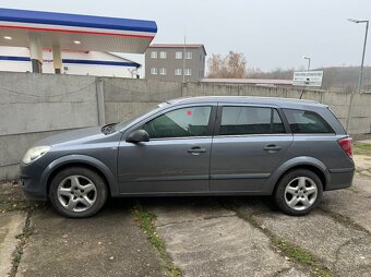 Opel Astra 2007 – na náhradní díly - 8