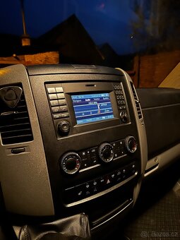 Mercedes-Benz Sprinter 319CDI - 8