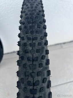 Zapletená kola DT SWISS X1900 - velmi málo ježděná - 8