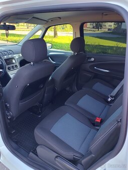Ford Galaxy 7 miestny - 8