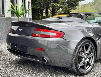 Aston Martin Vantage V8 Roadster z roku 2008 - 8