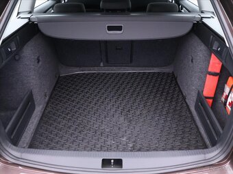 Škoda Octavia 1,2 TSI 77kW Ambition CZ (2015) - 8