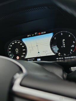 Volvo V60 MOMENTUM 2.0 D4 AWD - 8