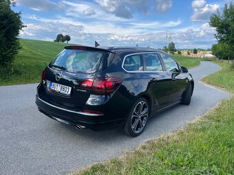 Opel Astra J Bi-turbo - 8