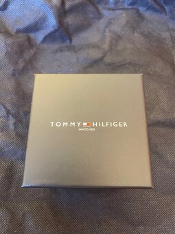 Dámské hodinky Tommy Hilfiger - 8