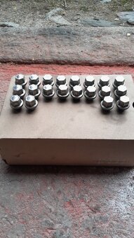 Alu kola Ford Focus RS  8,5x19  rozteč 5x108 - 8